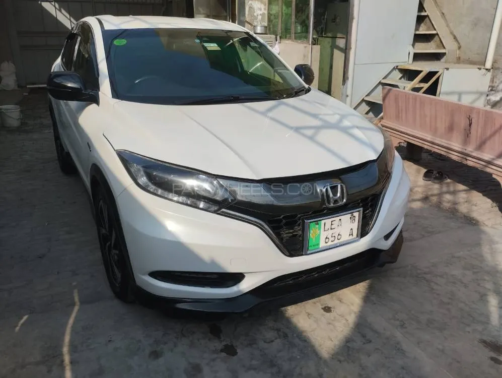Honda Vezel 2018 for Sale in Lahore Image-1