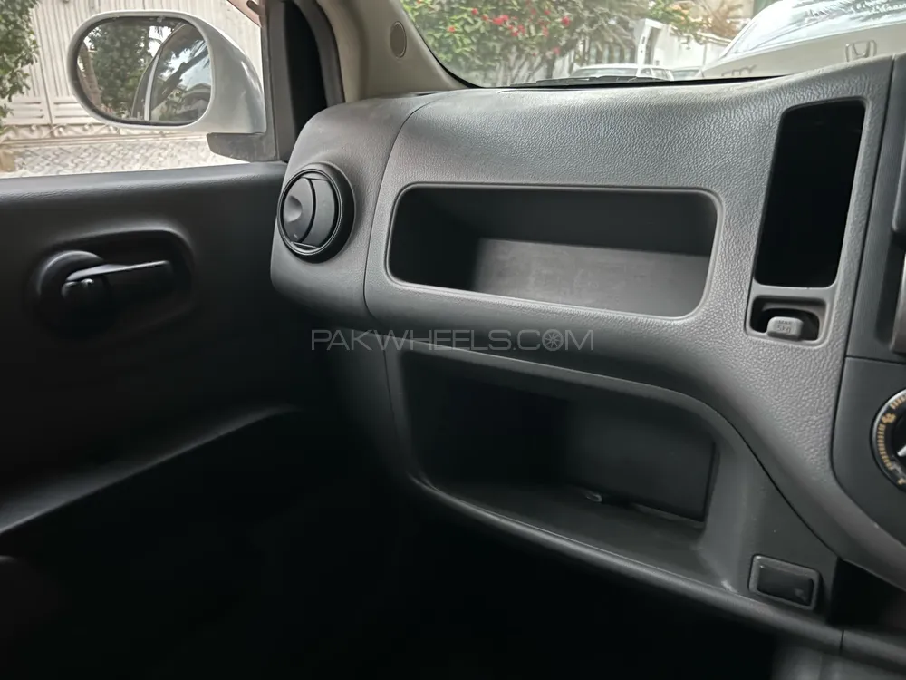 Nissan AD Van 2007 for Sale in Karachi Nissan AD Van 2007 for Sale in Karachi Image-6