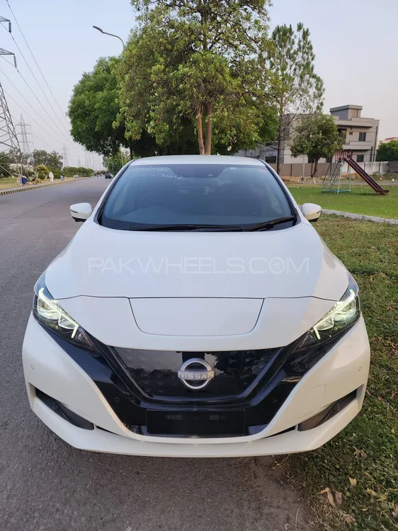 Nissan Leaf 2022 for Sale in Gujranwala Image-1