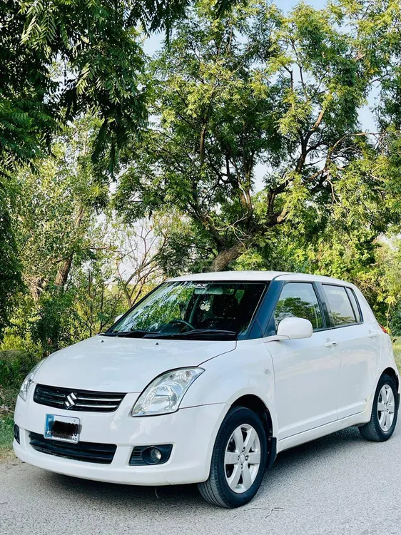 Suzuki Swift 2016 for Sale in Islamabad Image-1