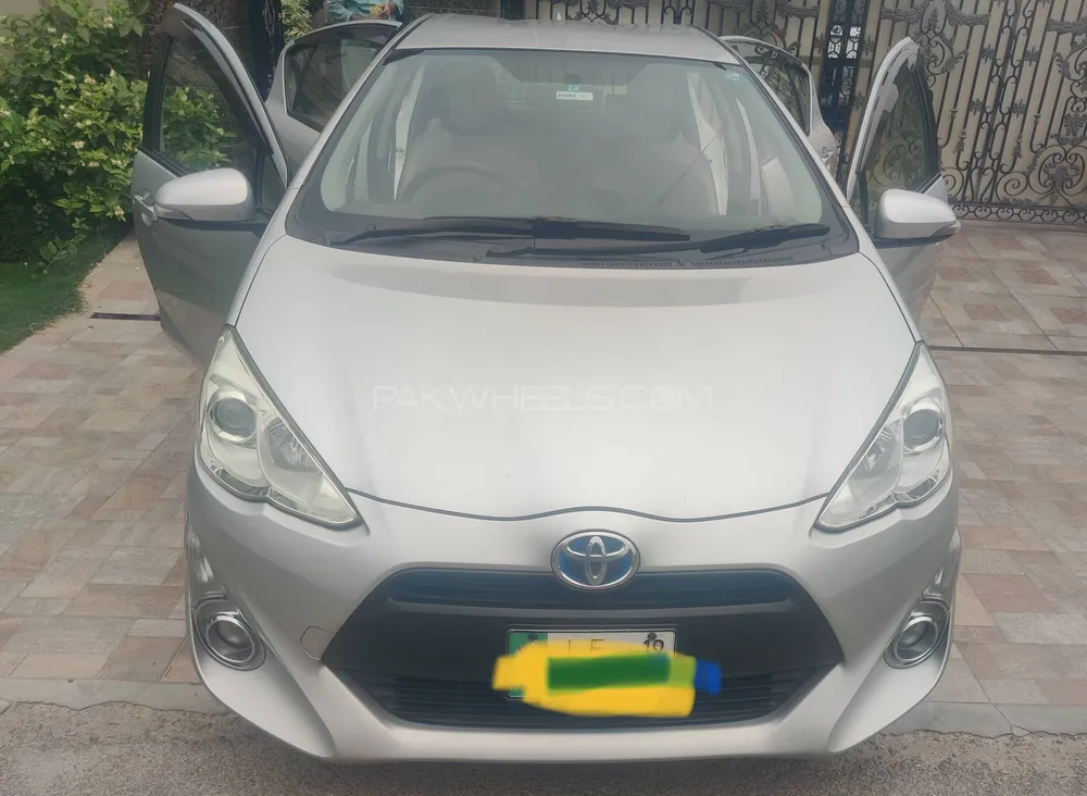 Toyota Aqua 2015 for Sale in Lahore Image-1