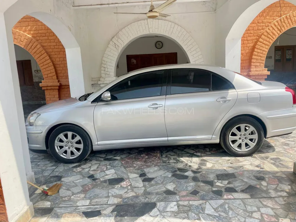 Toyota Avensis 2008 for Sale in Phalia Image-1