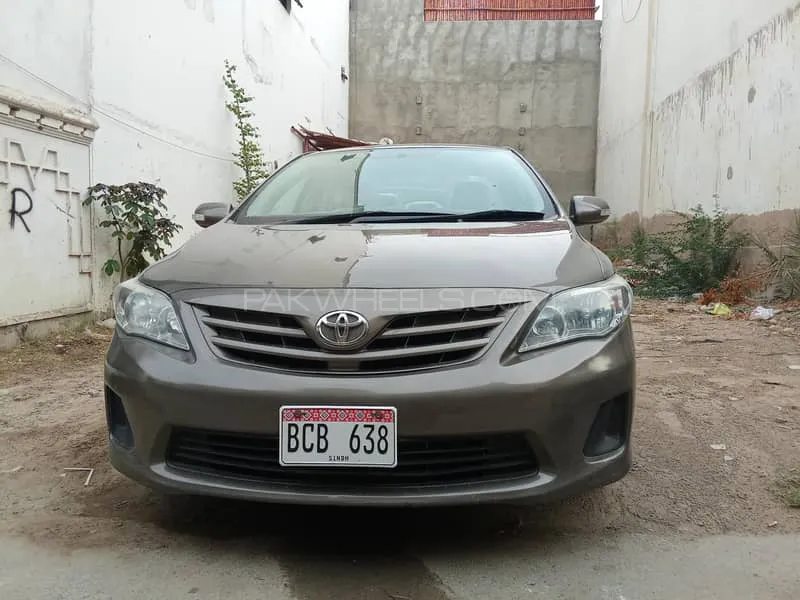 Toyota Corolla 2014 for Sale in Karachi Image-1