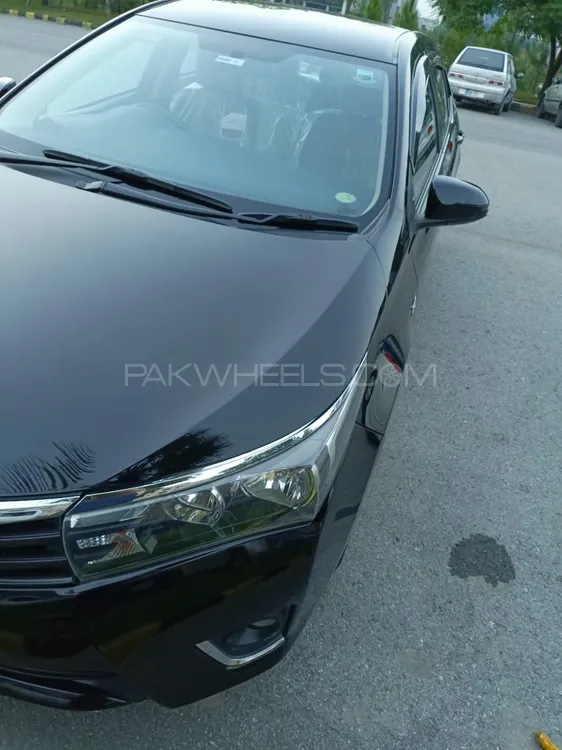 Toyota Corolla 2016 for Sale in Islamabad Image-1