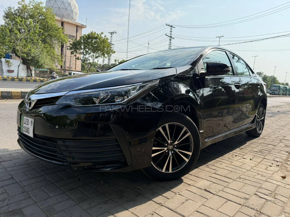 Toyota Corolla 2019 for Sale in Lahore Image-1