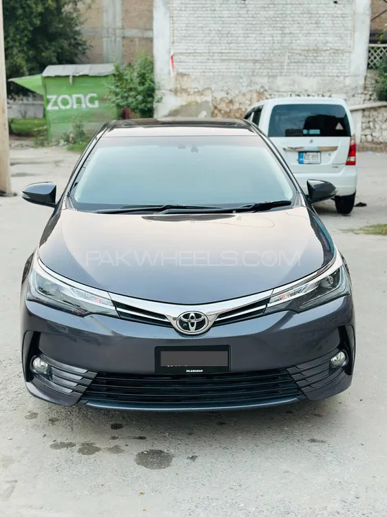 Toyota Corolla 2018 for Sale in Peshawar Image-1