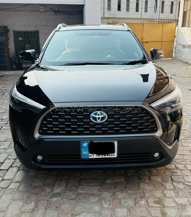 Toyota Corolla Cross 2024 for Sale in Gujranwala Image-1