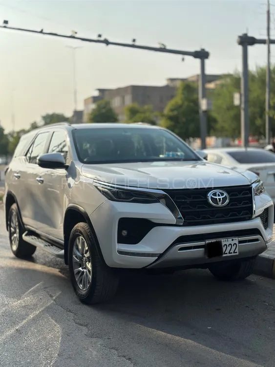 Toyota Fortuner 2021 for Sale in Lahore Image-1
