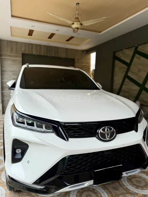 ٹویوٹا فورچیونر 2023 for Sale in لاہور Image-1
