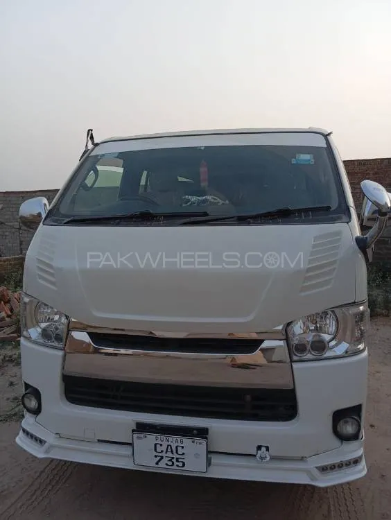 Toyota Hiace 2013 for Sale in Sambrial Image-1