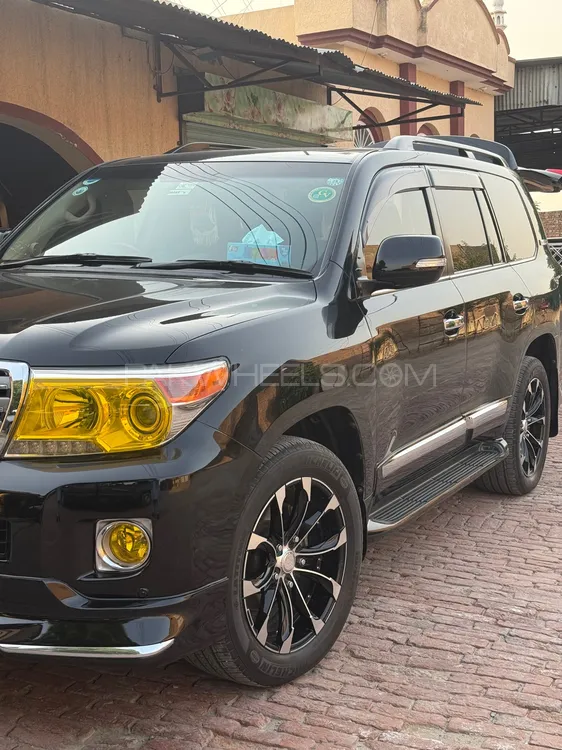 Toyota Land Cruiser 2012 for Sale in Gujrat Image-1