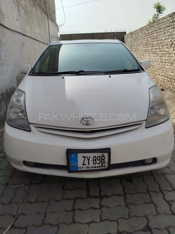 Toyota Prius 2009 for Sale in Islamabad Image-1