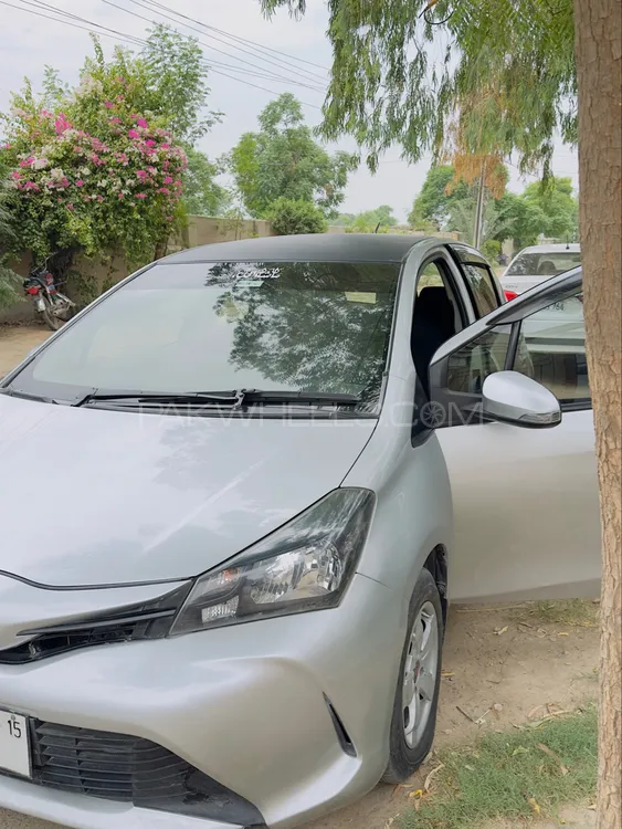 Toyota Vitz 2014 for Sale in Multan Image-1