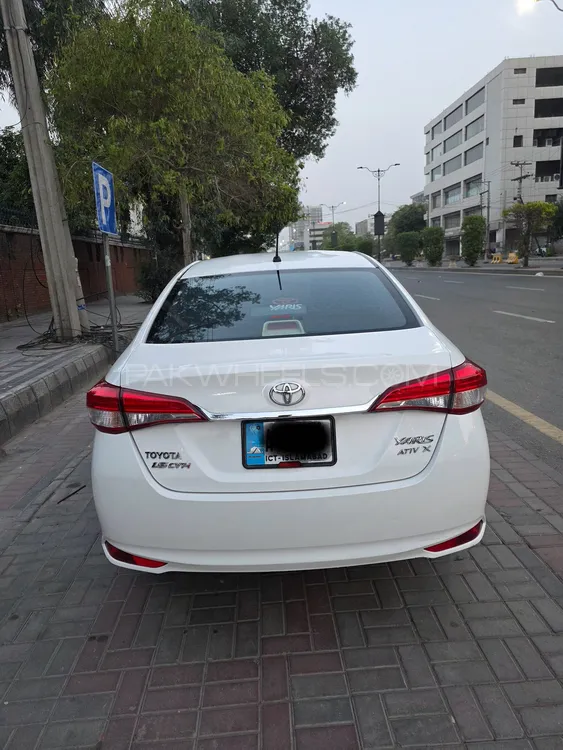 Toyota Yaris Sedan 2022 for Sale in Lahore Image-1