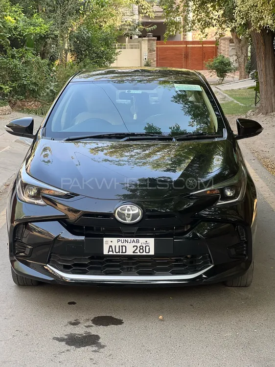 ٹویوٹا یارس سیڈان 2025 for Sale in لاہور Image-1