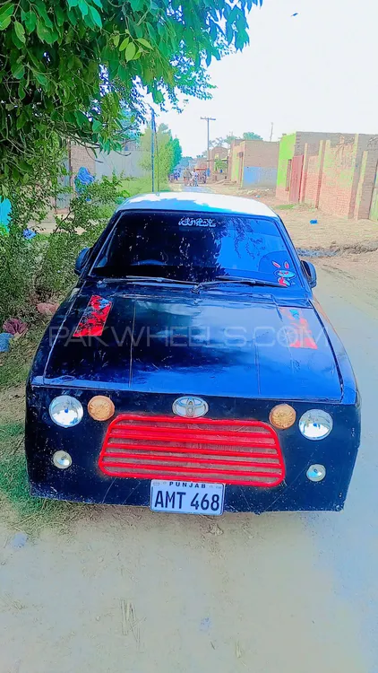 Daihatsu Charade 1983 for Sale in Okara Image-1