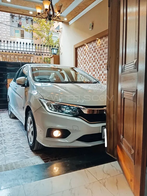 Honda City 2022 for Sale in Lahore Image-1