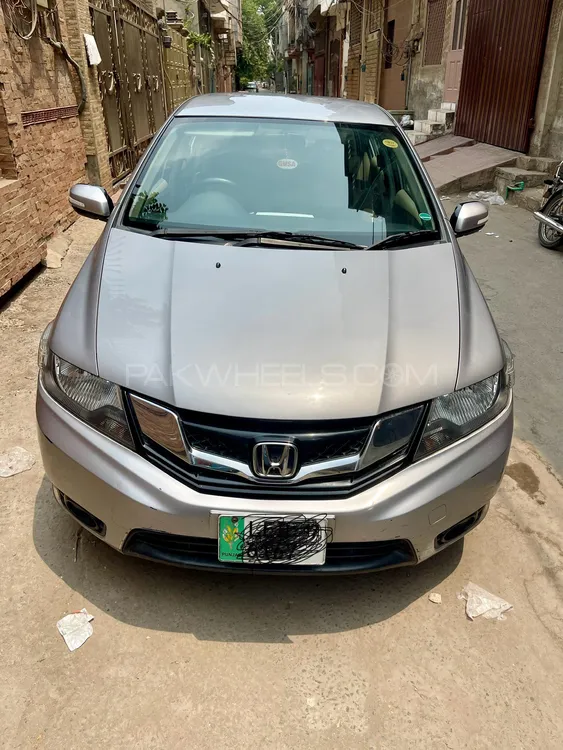 Honda City 2017 for Sale in Faisalabad Image-1