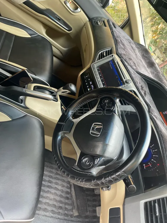 Honda Civic 2015 for Sale in Islamabad Image-1