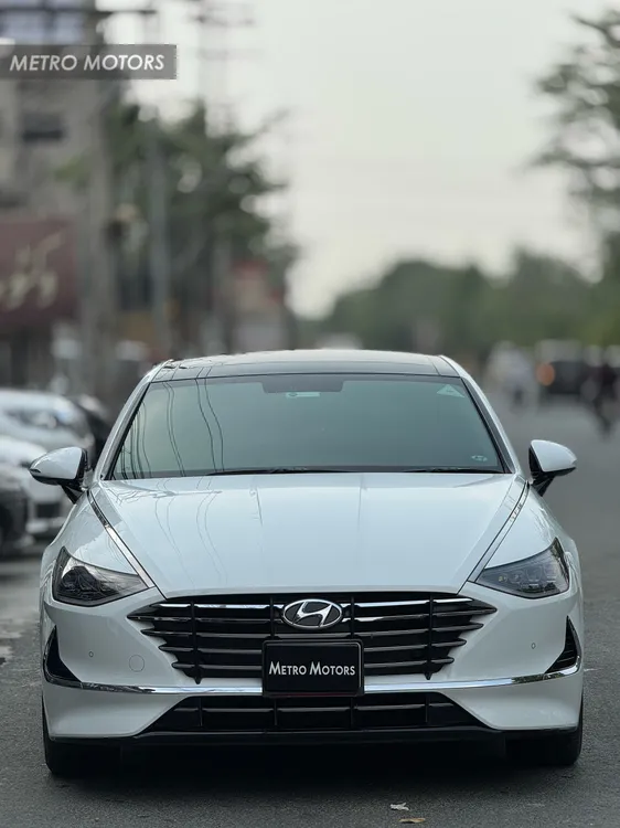 Hyundai Sonata 2023 for Sale in Lahore Image-1