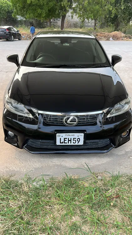 Lexus CT200h 2011 for Sale in Lahore Image-1