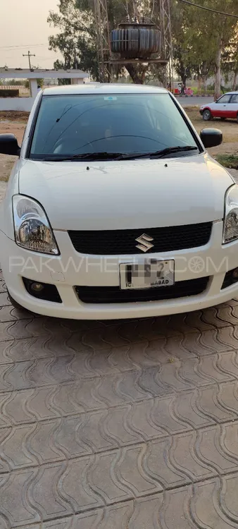 Suzuki Swift 2015 for Sale in Gujranwala Image-1