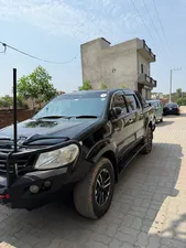 Toyota Hilux Vigo Champ G 2014 for Sale