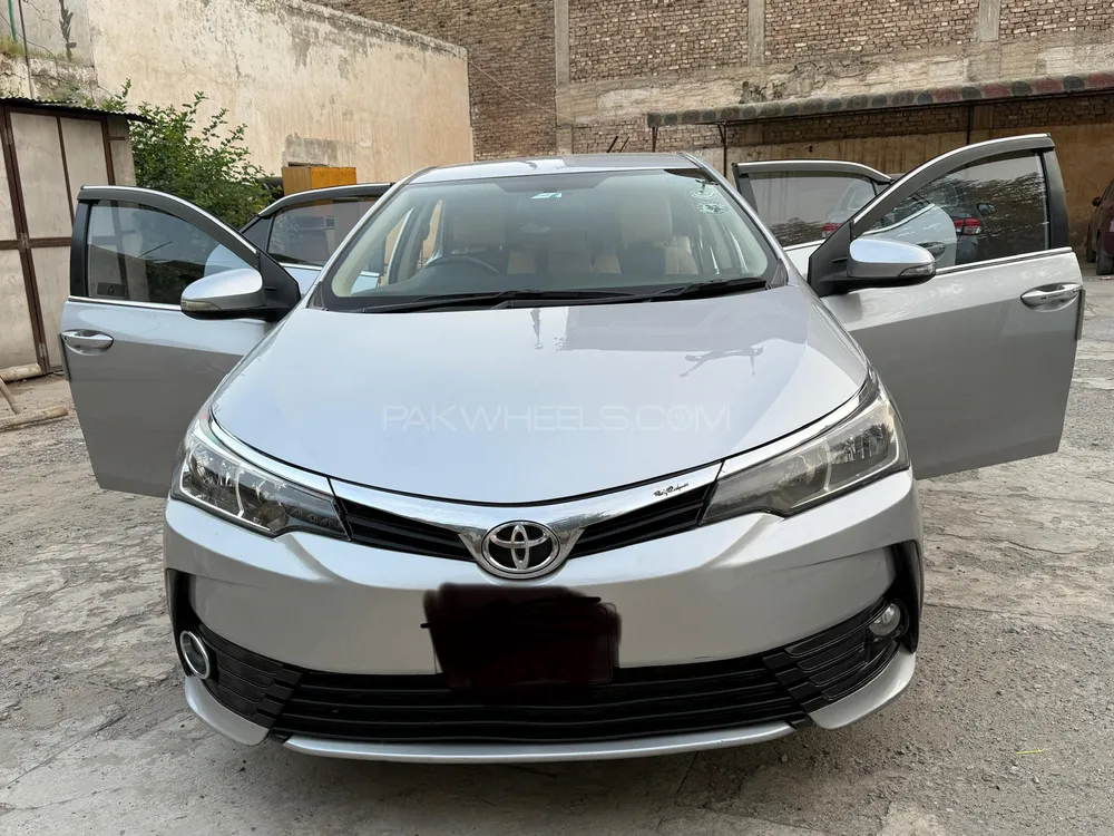 Toyota Corolla 2019 for Sale in Peshawar Image-1