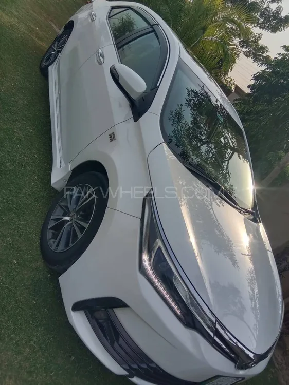 Toyota Corolla 2017 for Sale in Lahore Image-1