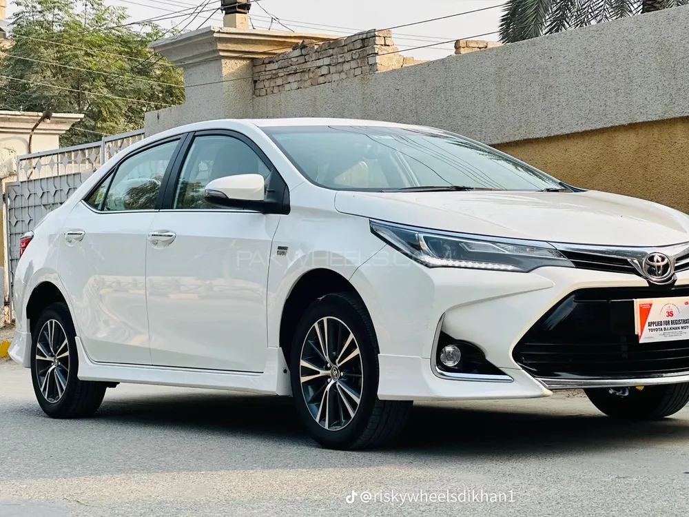 Toyota Corolla 2021 for Sale in Dera ismail khan Image-1