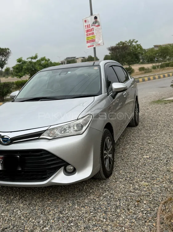 Toyota Corolla Axio 2015 for Sale in Karachi Image-1