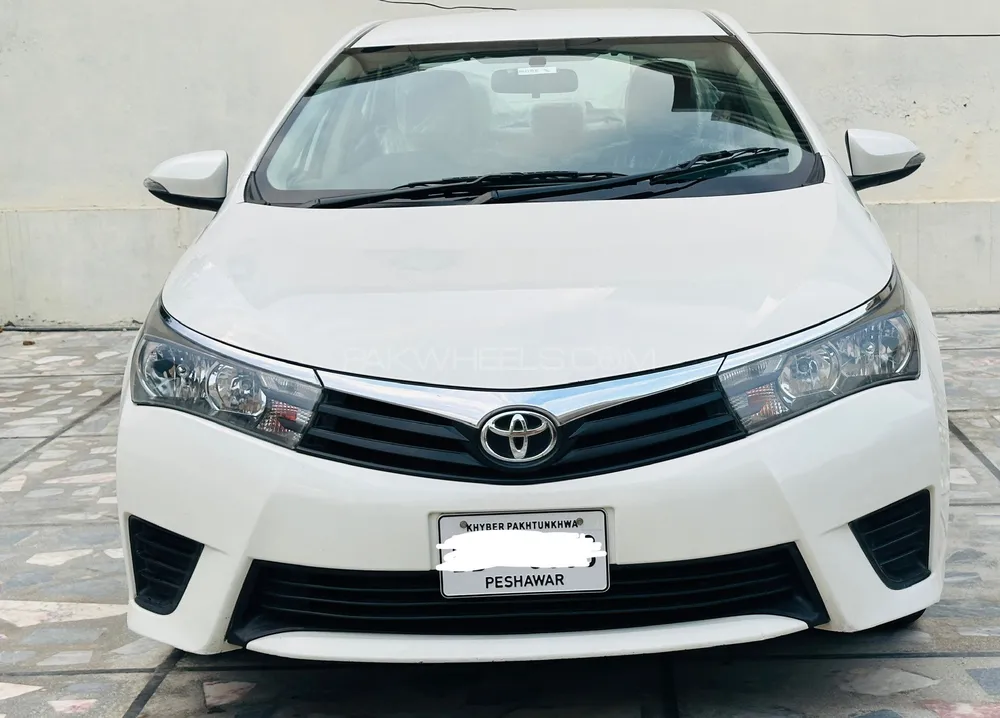 Toyota Corolla 2016 for Sale in Peshawar Image-1