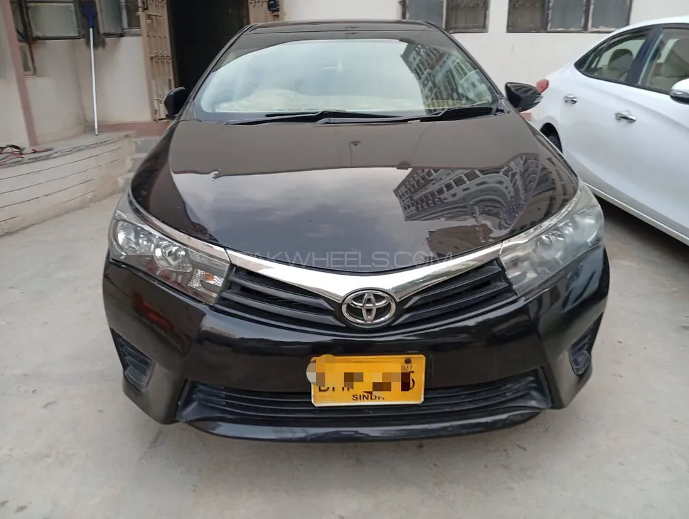Toyota Corolla 2017 for Sale in Karachi Image-1