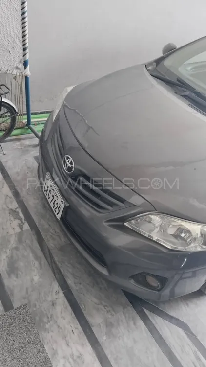 Toyota Corolla 2013 for Sale in Jhang Image-1
