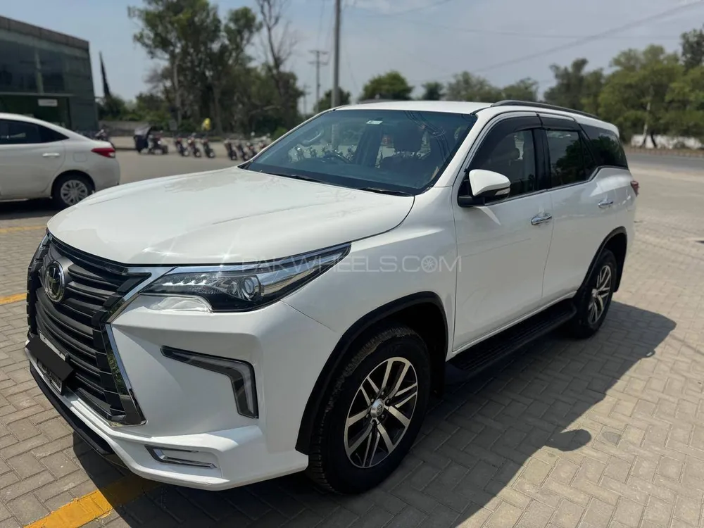 Toyota Fortuner 2018 for Sale in Jhelum Image-1