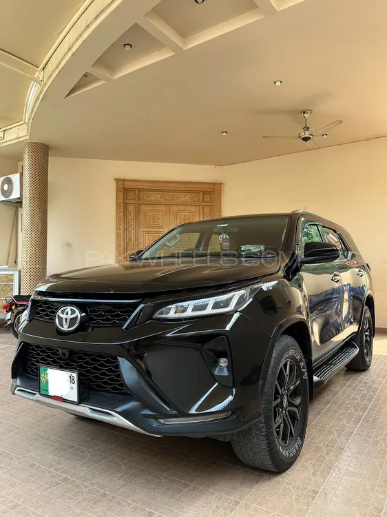 Toyota Fortuner 2018 for Sale in Okara Image-1