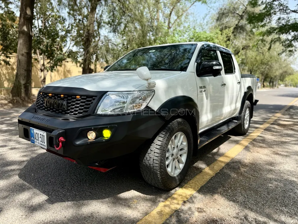 Toyota Hilux 2012 for Sale in Islamabad Image-1