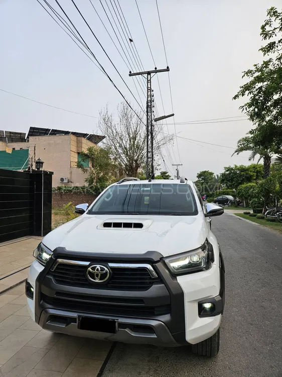 Toyota Hilux 2017 for Sale in Lahore Image-1