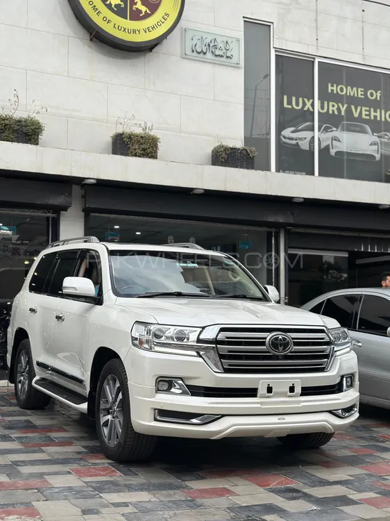 Toyota Land Cruiser 2016 for Sale in Lahore Image-1