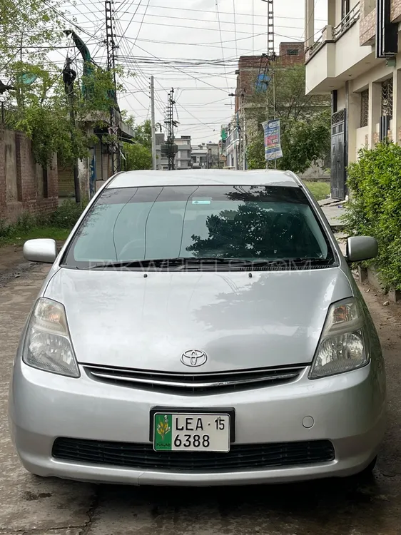 Toyota Prius 2011 for Sale in Islamabad Image-1