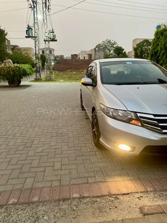 Honda City 2015 for Sale in Lahore Image-1