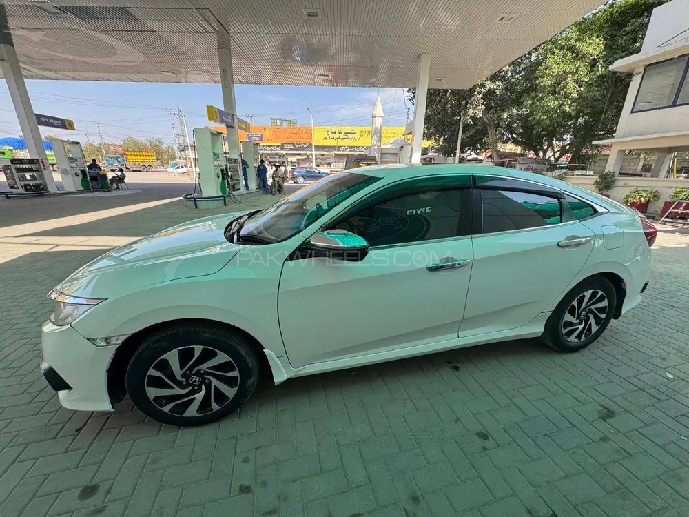 Honda Civic 2017 for Sale in Islamabad Image-1