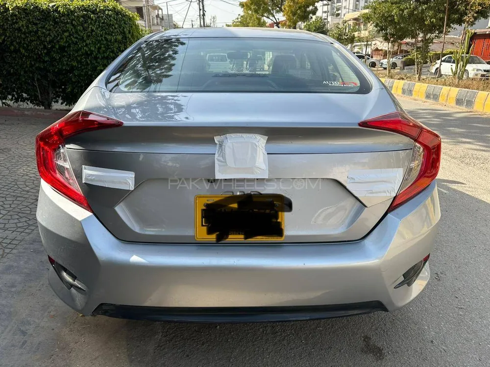Honda Civic 2017 for Sale in Karachi Image-1
