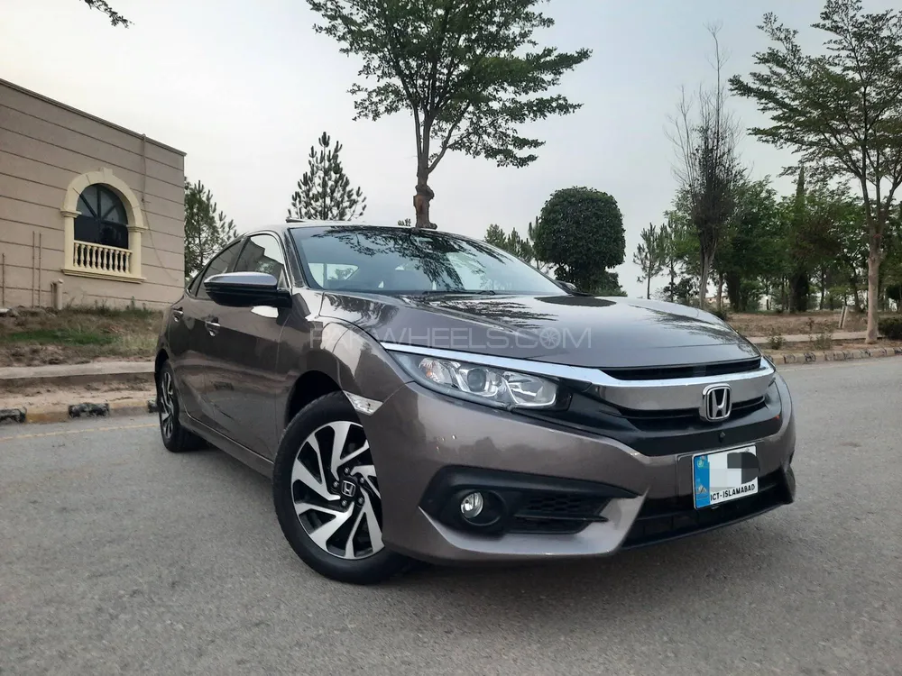 Honda Civic 2018 for Sale in Islamabad Image-1