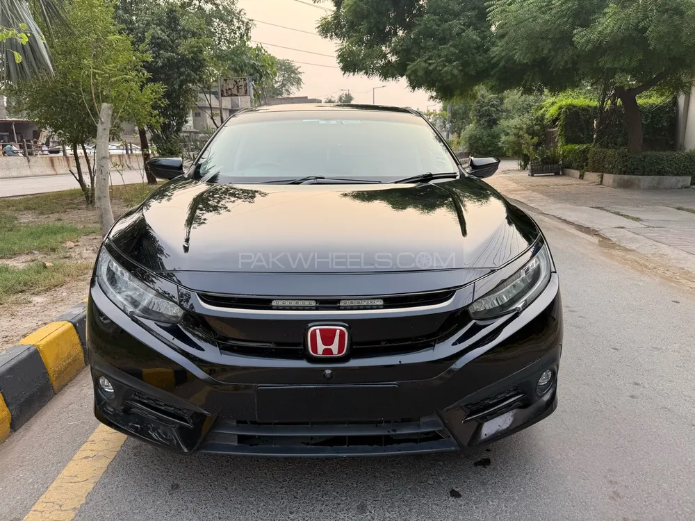 Honda Civic 2020 for Sale in Lahore Image-1