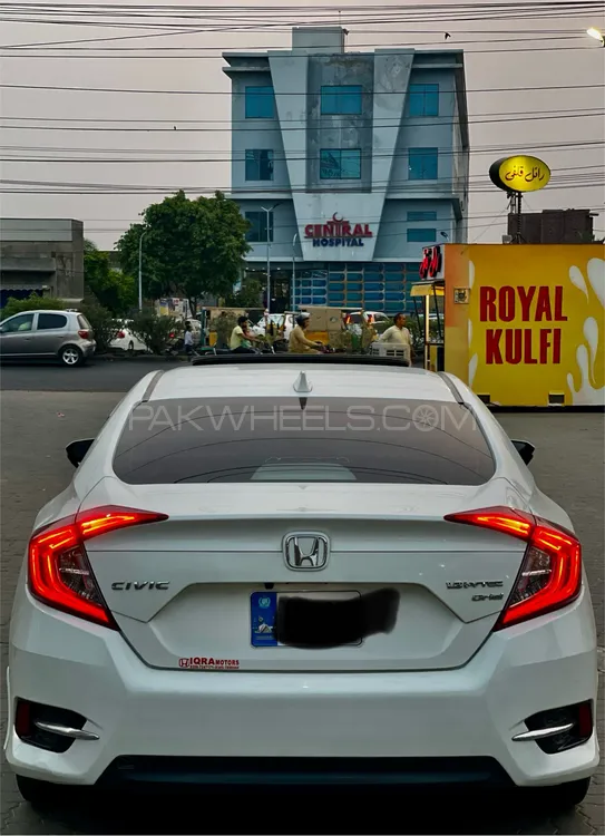 Honda Civic 2020 for Sale in Gujrat Image-1