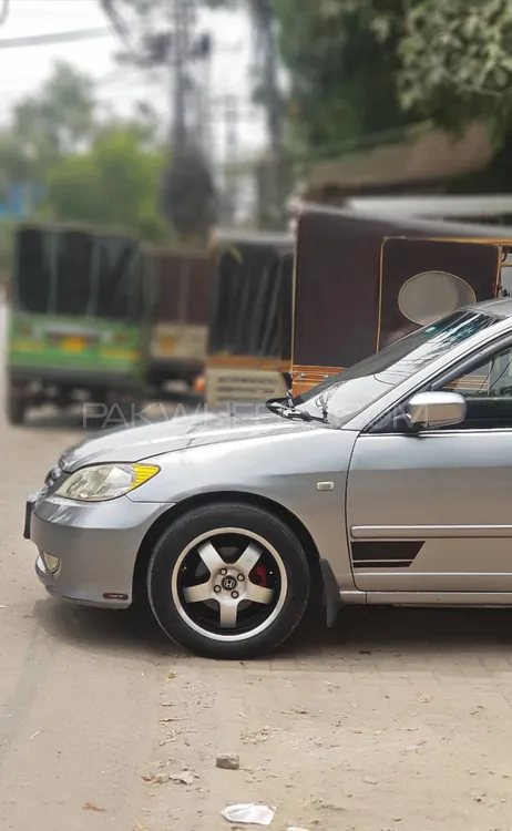 Honda Civic 2004 for Sale in Lahore Image-1