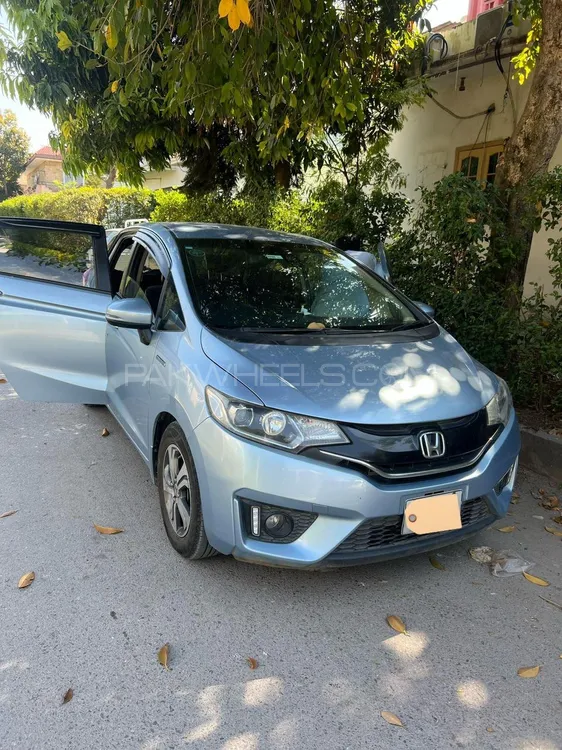 Honda Fit 2016 for Sale in Bahawalpur Image-1