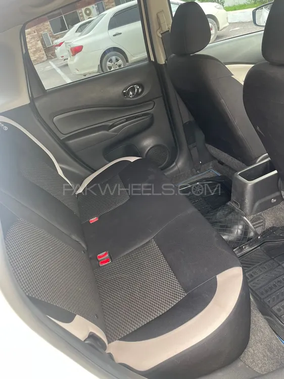 Nissan Note 2017 for Sale in Lahore Nissan Note 2017 for Sale in Lahore Image-13
