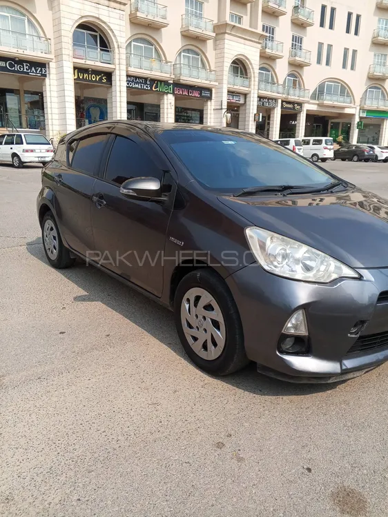 Toyota Aqua 2012 for Sale in Islamabad Image-1